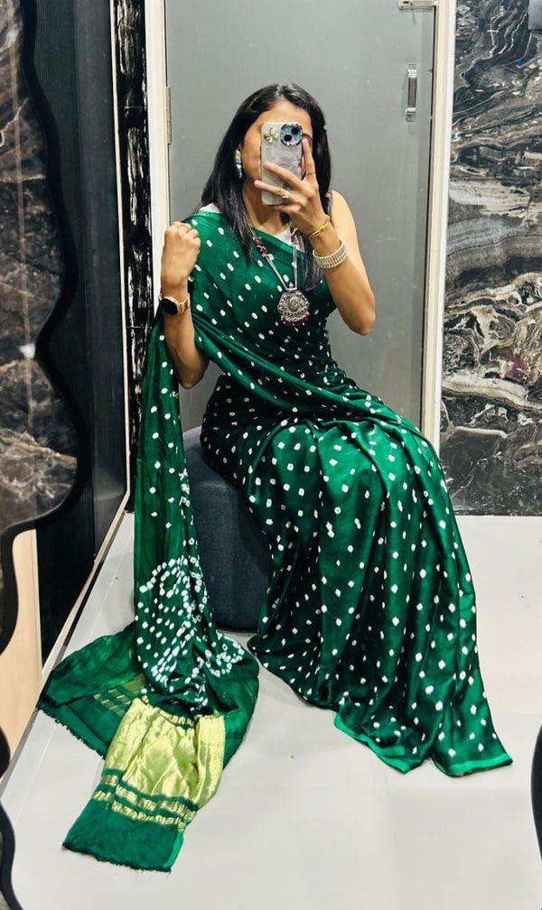 Aryahi Gaji Silk Original Bandhani (Emerald Green)